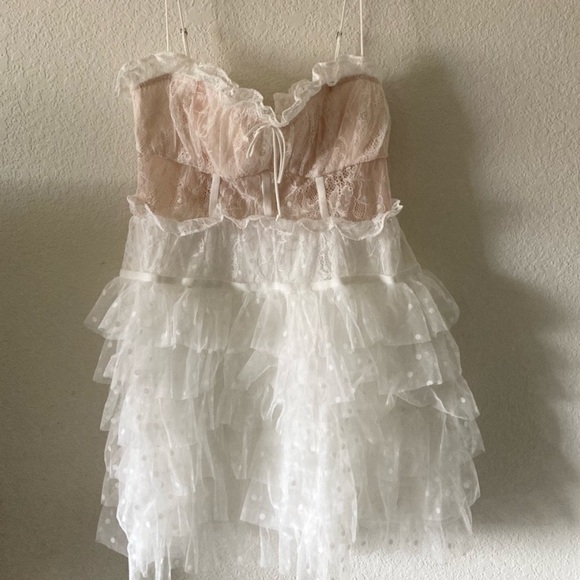 New! For Love and Lemons Jules Mini Dress in white - Picture 5 of 8